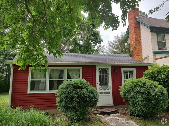 Building Photo - 10412 Claiborne Rd Rental