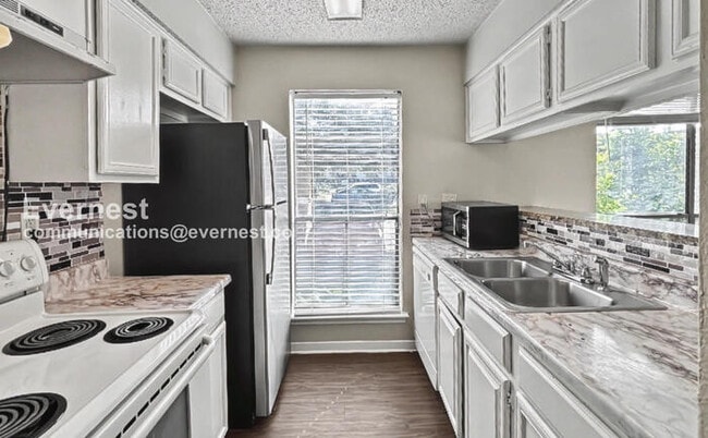 Photo - 3729 Thistlemont Dr