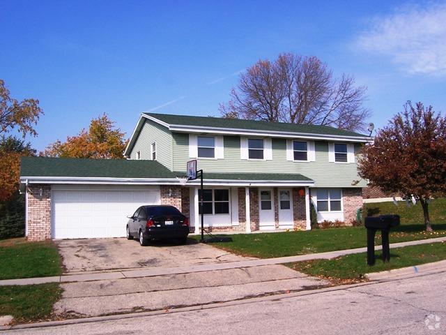 Building Photo - 1023 Hillside Dr Unit 1021 Hillside Drive Rental