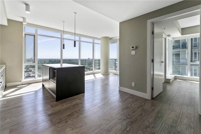 Photo - 1122-1803 3 St SE