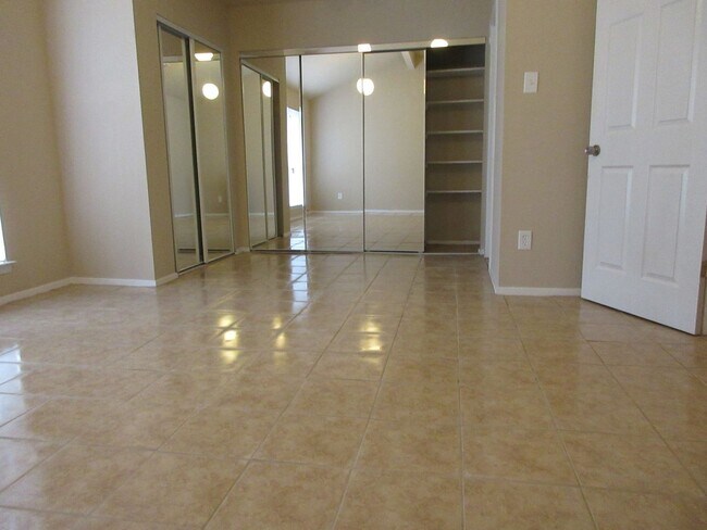 Photo - 7435 Misty Morning Dr