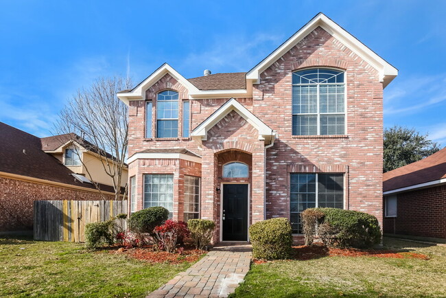 Photo - 1511 Springwood Dr House