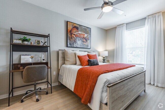 1 BR, 1 BA - 795SF