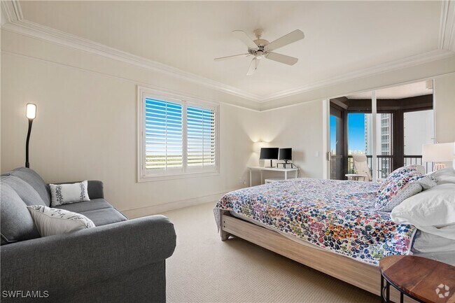 Building Photo - 8473 Bay Colony Dr Unit 801 Rental