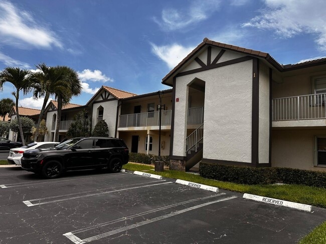 Building Photo - 2423 NW 89th Dr Unit 113