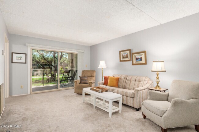 Photo - 13607 N Hamilton Dr Unit A18