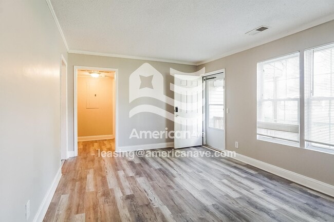 Photo - 5804 Avenue O