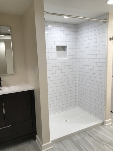 Photo - 2909 Tremont Ave