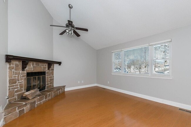 Photo - 1425 Martway Cir