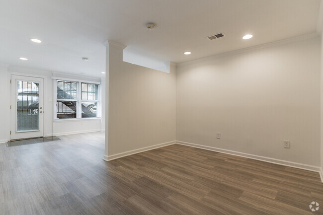 Building Photo - 1616 Corcoran St NW Unit 1 Rental