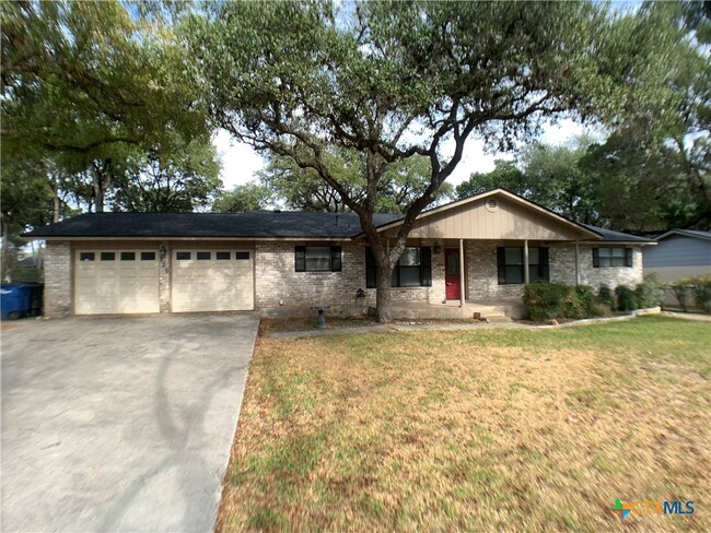 Photo - 826 Timber Dr House
