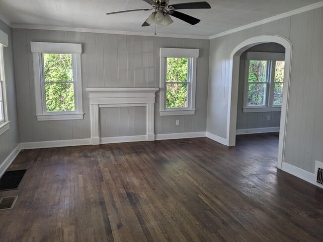 Photo - 307 Tusculum Blvd