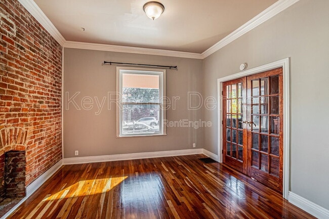 Photo - 2105 W 31st Ave