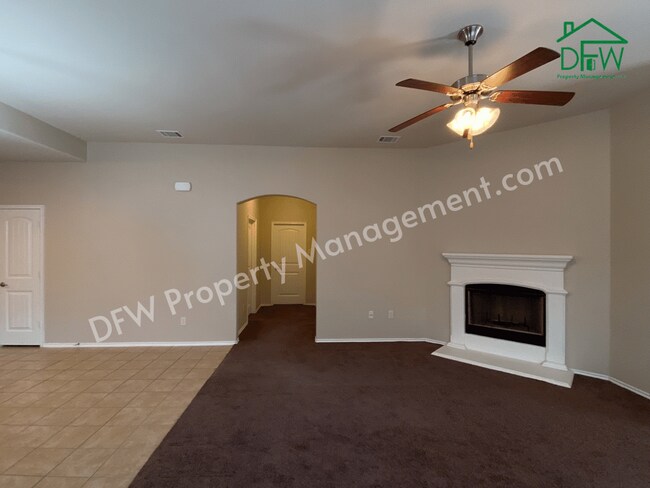 Photo - 257 Allerton Ln