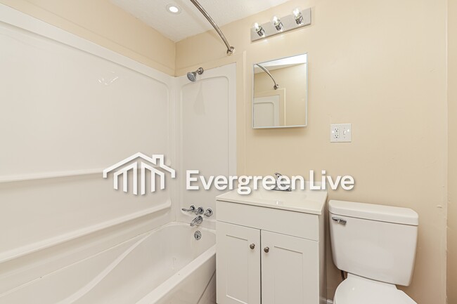 Photo - 6509 Harhmanville Rd