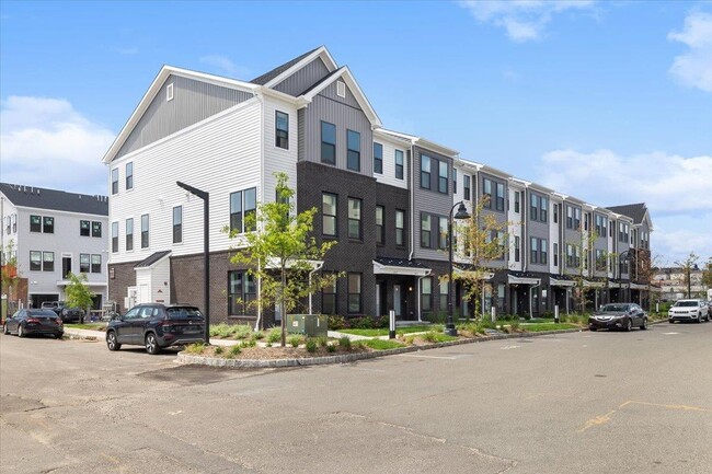Photo - 200 Balsam St Unit 208