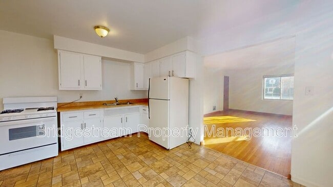 Photo - 1413 Old Ln Ave