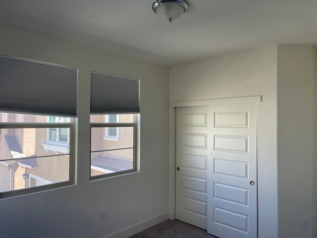 Photo - 10523 Tenor Way