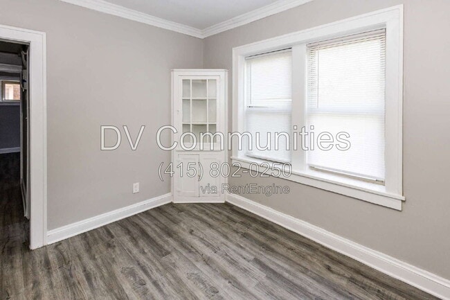 Photo - 2988 S Moreland Blvd Unit 8