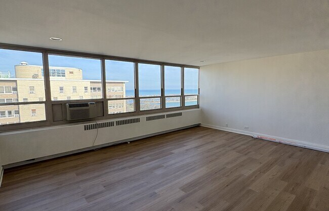 Photo - 3950 N Lake Shore Dr Unit 2325