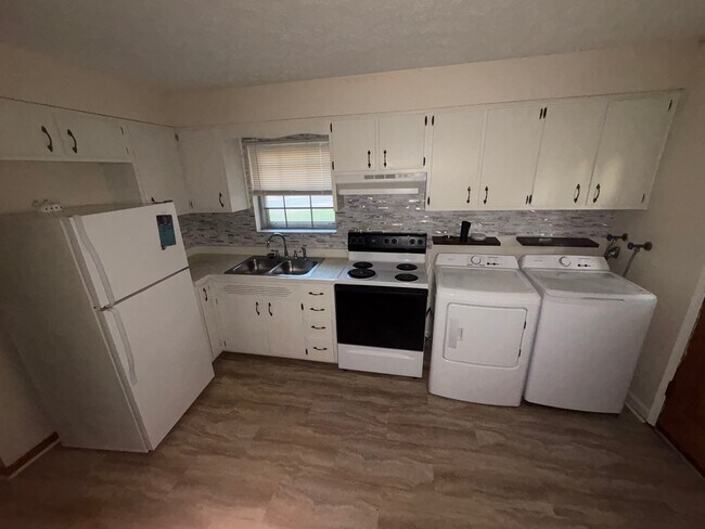 10406 Torrington Rd Unit 1