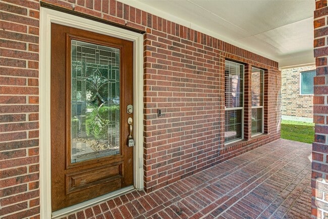 11 Ebony Oaks Pl