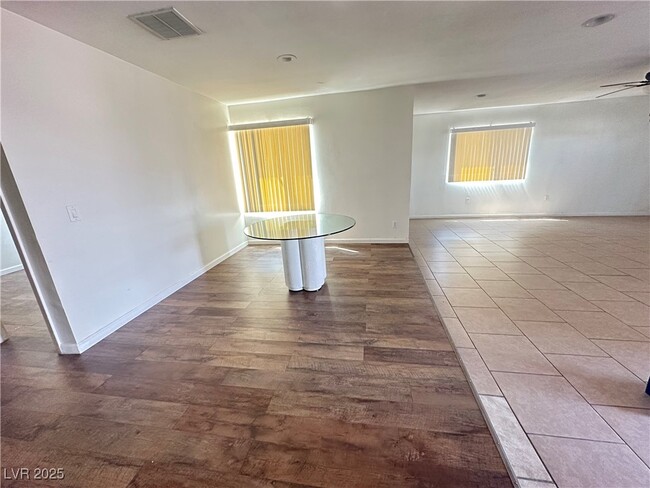 Photo - 501 Slayton Dr