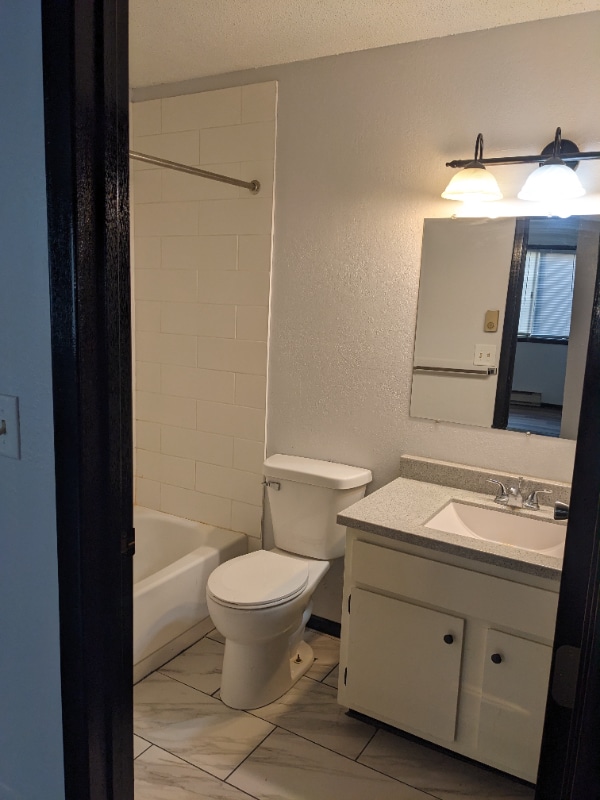 Photo - 300 Hopp Ave Unit Upper