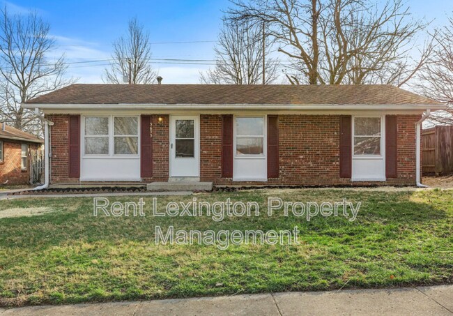3633 King Arthur Dr