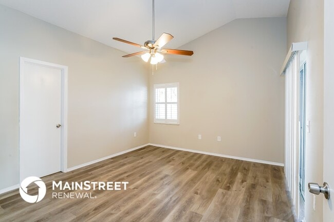Photo - 769 Sagewood Dr