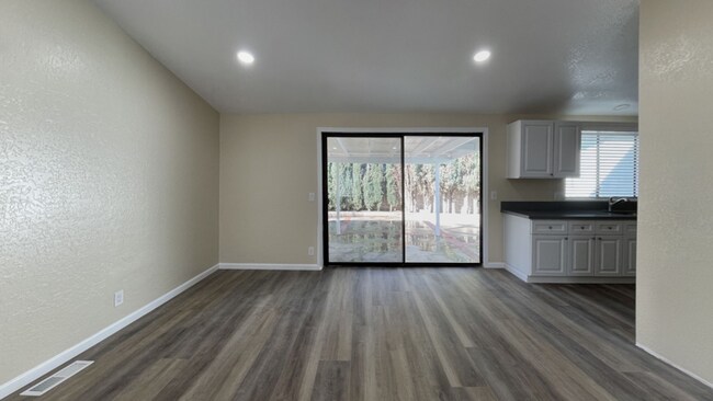Photo - 32033 Quartz Ln