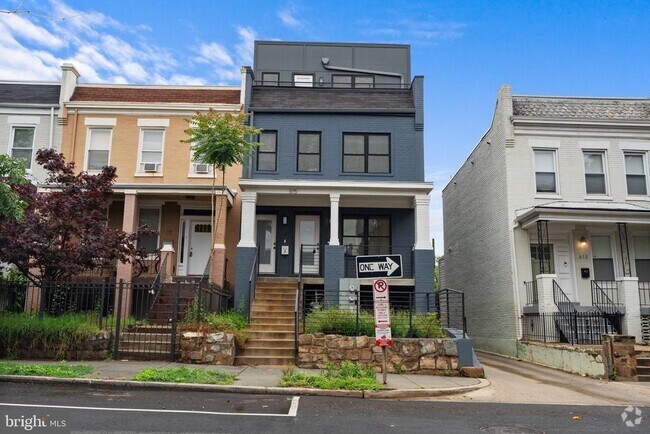 Building Photo - 615 Irving St NW Unit 1R Rental