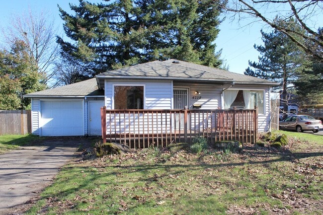 Photo - 4728 SE 92nd Ave