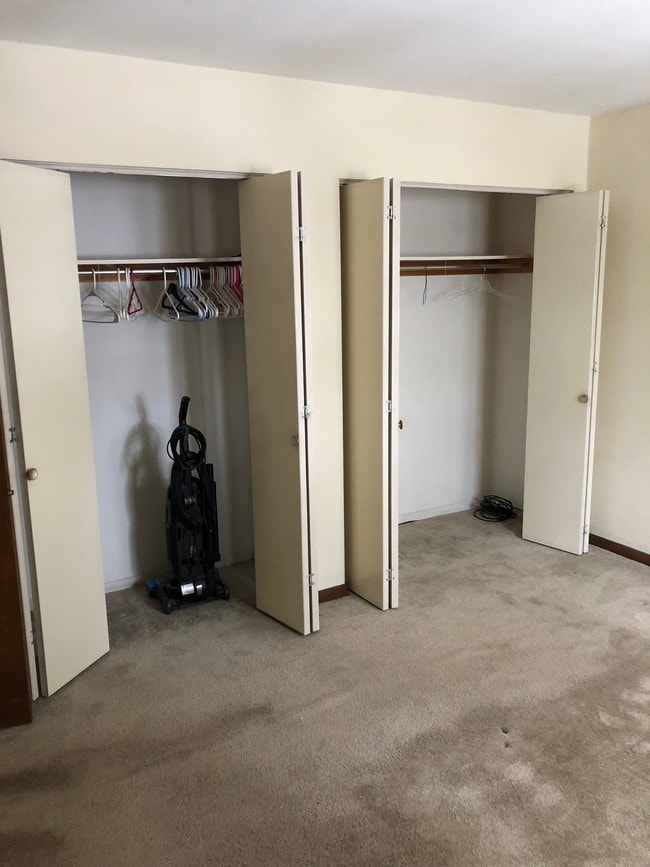 Bedroom 1 closet - 2226 Court St Unidad 8