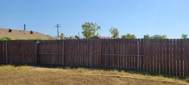 Photo - 6645 Bamburgh Dr