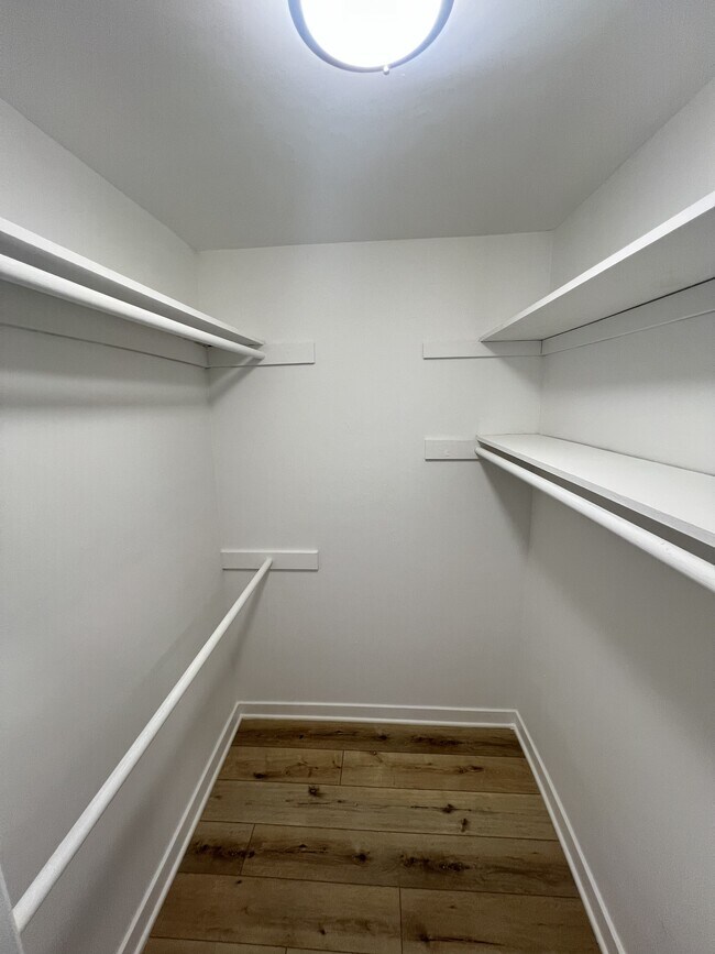 Photo - Vernon Avenue Apartments