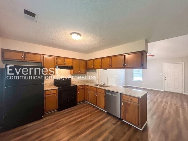 Photo - 5859 Shannon Dr