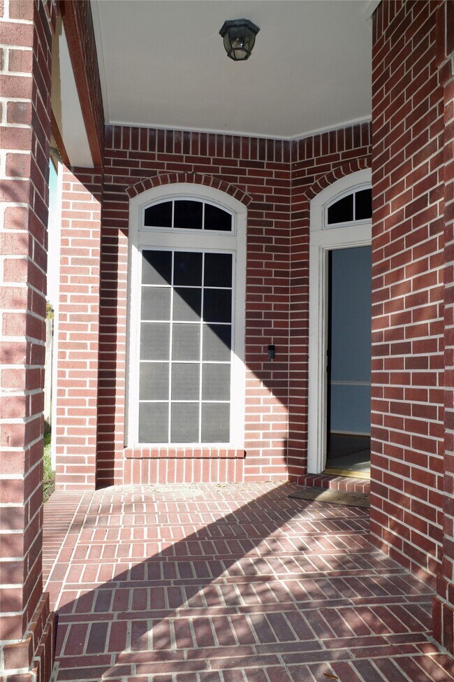 Photo - 1506 Rogers Lake Ln