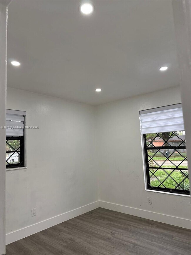 Photo - 1772 NW 34th Ave
