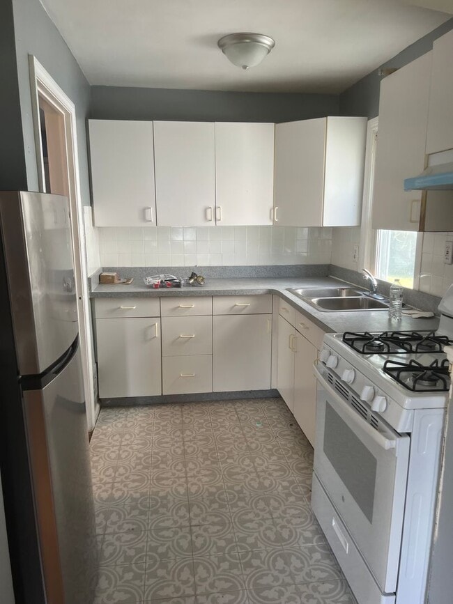 Photo - 3 bd/1 bath Single Family home