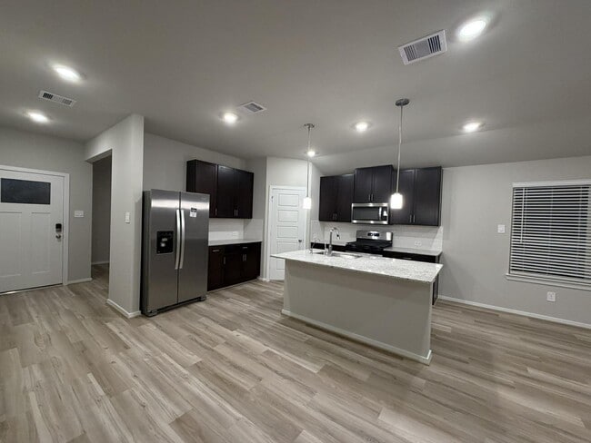 Photo - 7722 Beaufort Ln