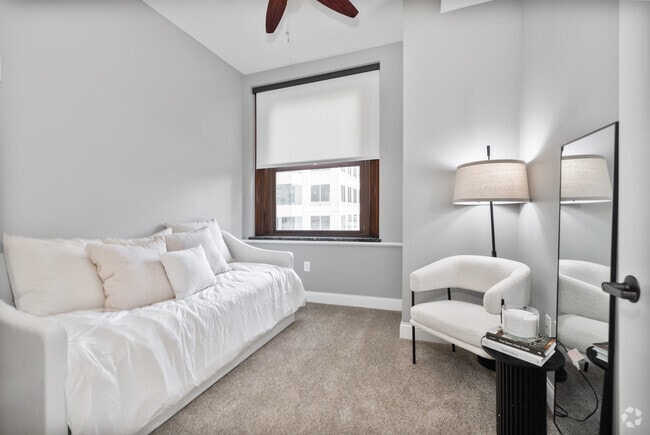 2BR, 2BA - 1,010SF - Style 14 - Second Bedroom