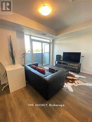 Photo - 2301 Danforth Ave Unité 320