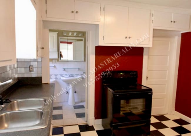 Photo - Beautiful Waldo Home-Available in JUNE!!