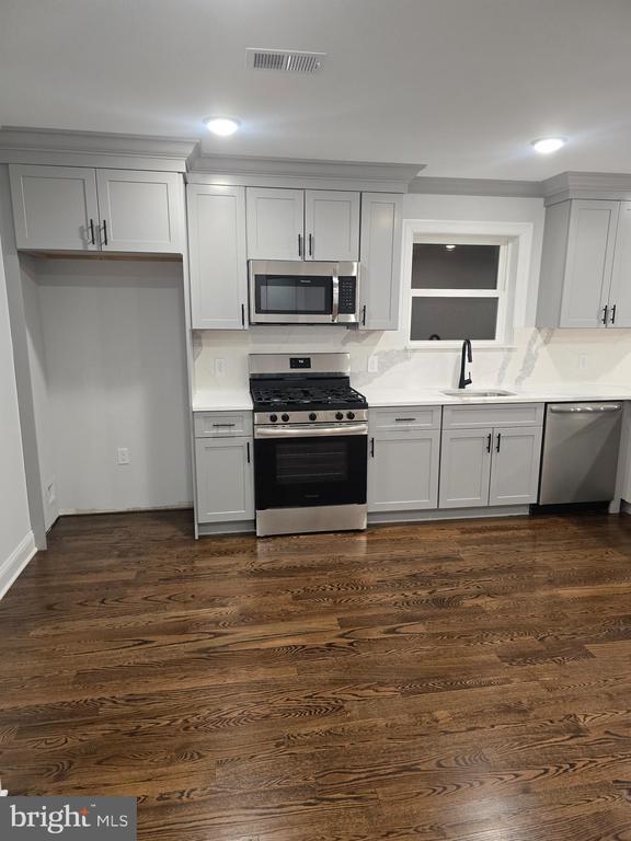 Photo - 135 N 15th St