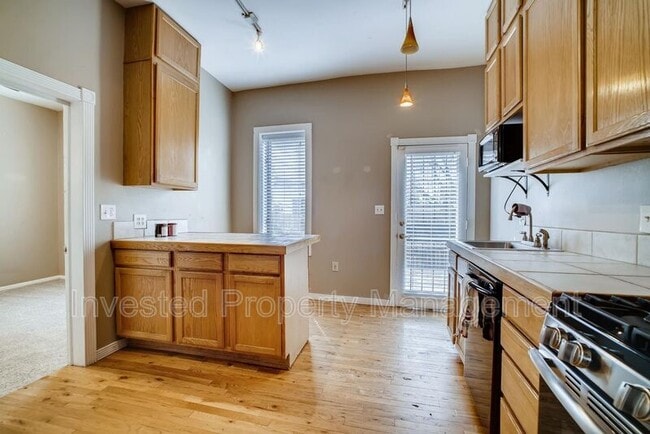 363 Cherokee St