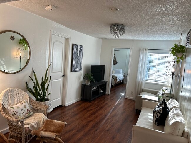 Photo - 3570 Caspian Ave