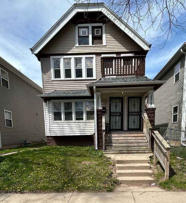 Building Photo - 3211-3213 N Buffum St Unit 3211 N Buffum St