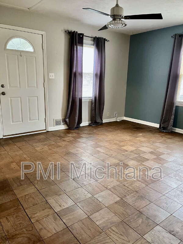 Photo - 19770 Kern Rd