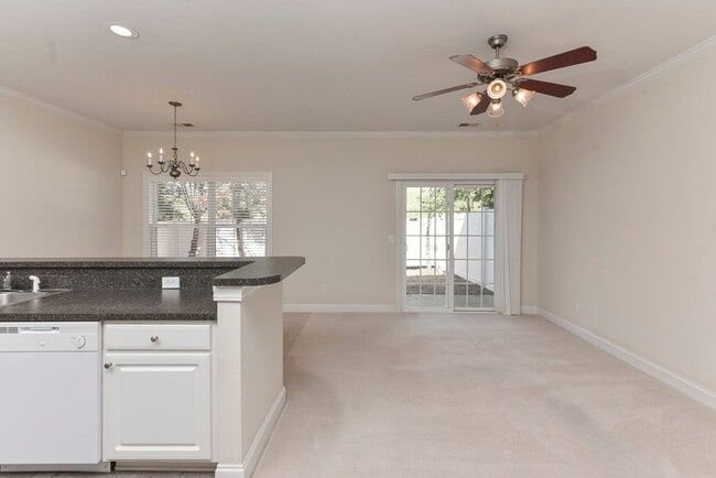 Photo - 3BR 2.5BA Townhome in Pennington Square ~ Minutes to Fort Jackson, the VA hospital, USC Medical S...